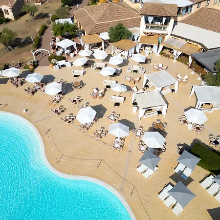 Hotel Charme Baia Del Porto-3